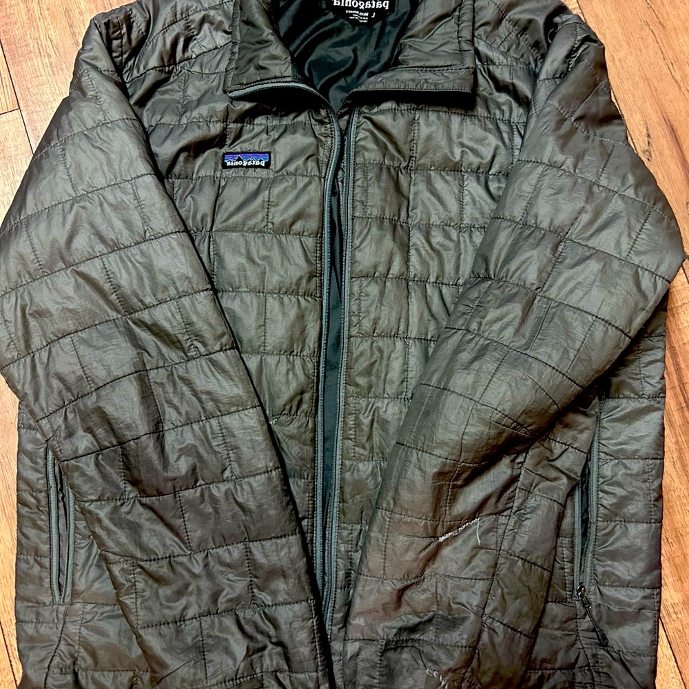 Men’s Patagonia L gray nanopuff jacket